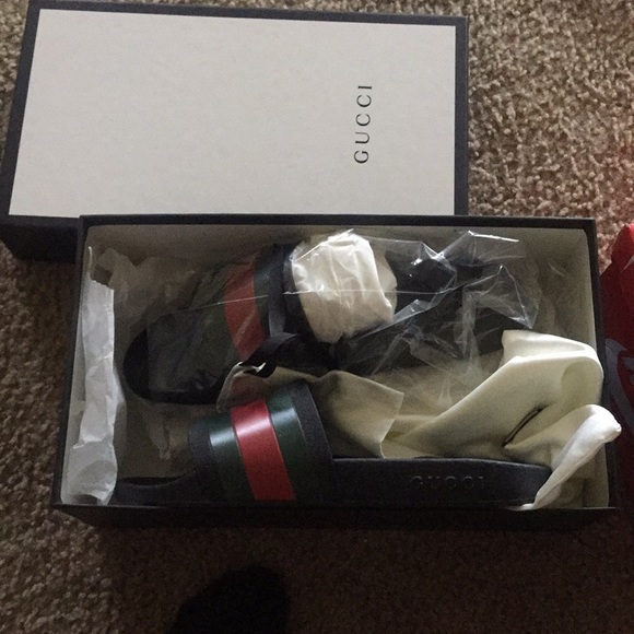 Size 11 wore once - Picture 1 of 1